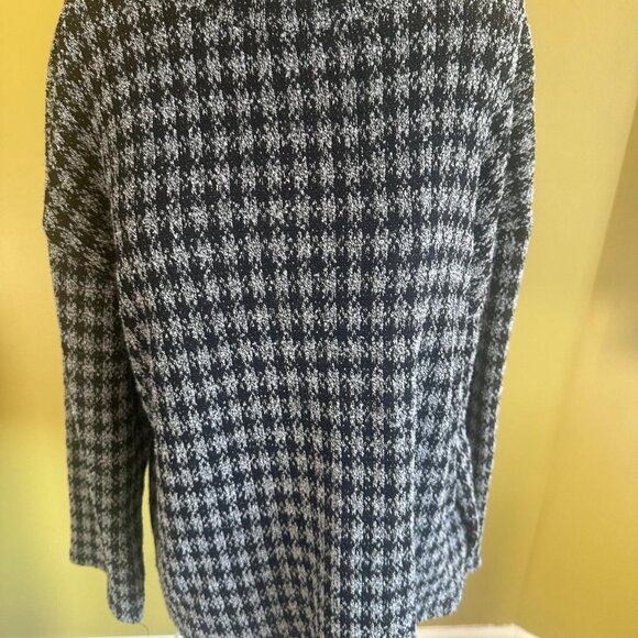 2/$20 Pull&Bear Gingham Boxy Mockneck PL - Picture 3 of 5